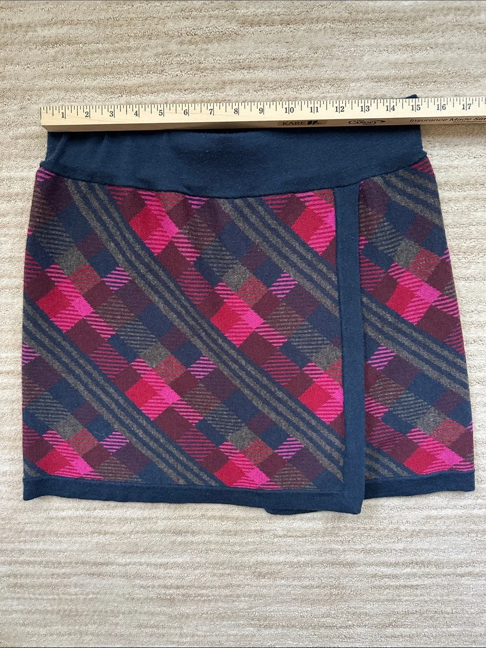 Title Nine Merino Wool That's a Wrap' Plaid Mini Skirt Blue Pink Plaid Sz Medium
